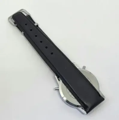 Gold Log wristwatch stroke counter