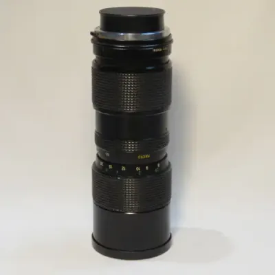 Vivitar 85mm-205mm zoom lens - Macro focus - Auto Zoom for Olympus camera