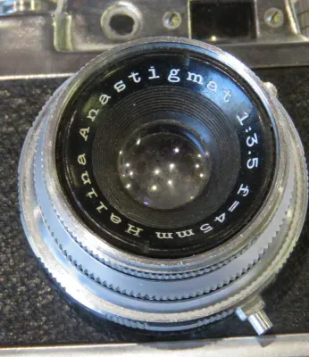 Vintage Halina 35 x camera with 1:3,5 lens