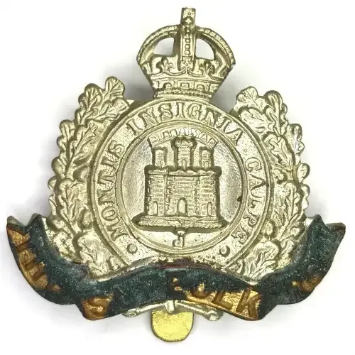 Great Britain Suffolk Regiment WW1 badge - Kings Crown - 1915-1919 - Bi-metal - With slide