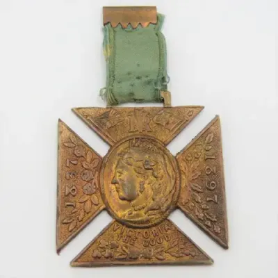 Queen Victoria 50 Year reign commemorative medal 1837-1897