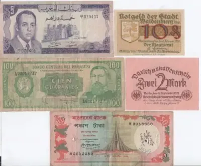 Lot of 10 world banknotes
