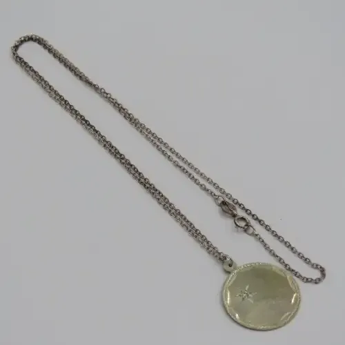 Sterling silver necklace and pendant with very small diamond - Weighs 2,1 grams - Length 46 cm