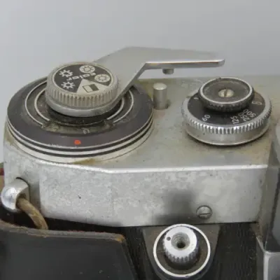 Vintage Praktica camera with 1:2.8 lens - must be restored