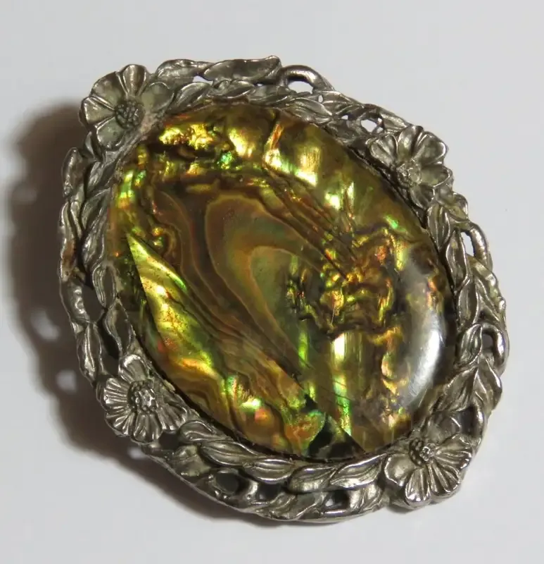 Mother of pearl brooch