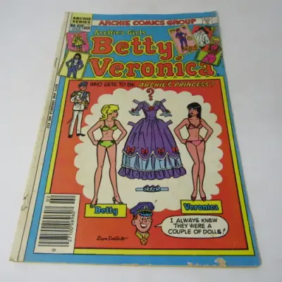 Archie Series Archie`s Girls Betty and Veronica no. 322 - scarce issue