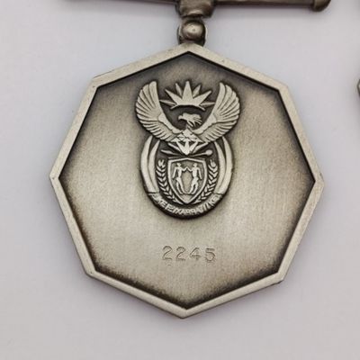 SANDF Tshumelo Ikatelaho medal plus miniature #2245