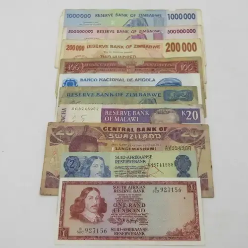 Lot of 10 Africa bank notes