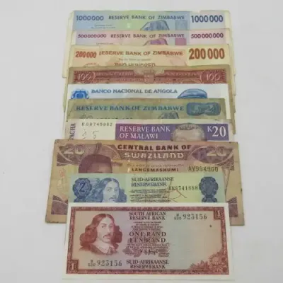 Lot of 10 Africa bank notes