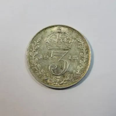 1918 Great Britain 3pence - XF+ with die crack on George`s head