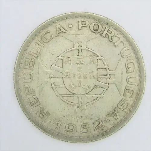 1952 Mozambique Silver 10 Escudos - XF