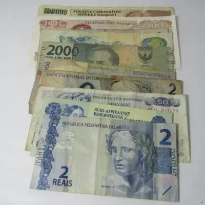 Lots of 10 old Banknotes
