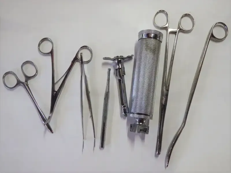 Lot of 8 medical tools