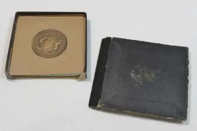 1935 Union of South Africa George V Bronze Jubilee medal in damaged box