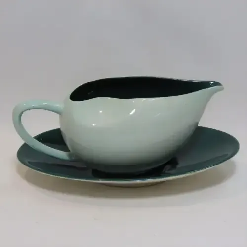 Carltonware sauce boat with drip tray - Small size