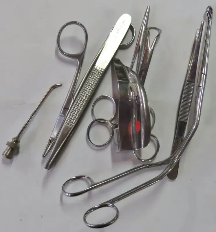 Lot of 8 medical tools