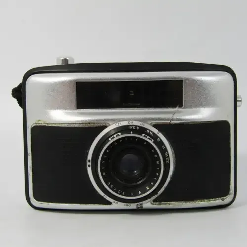 Vintage Penti II Z18610 35mm camera with Domiplan V lens
