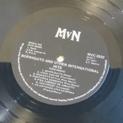 Vintage Music LP 33 rpm Pino Manci sings Borriquito signed by Artist 1971 MVC 3522