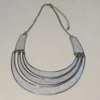 Vintage costume jewellery choker necklace plus 6 bangles