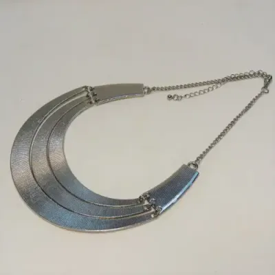 Vintage costume jewellery choker necklace plus 6 bangles