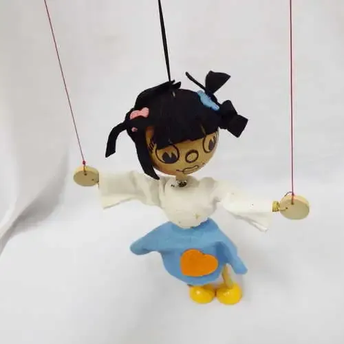 Vintage Pelham Puppets Jumpette girl marionette - String: 18 cm, Doll: 24.5 cm