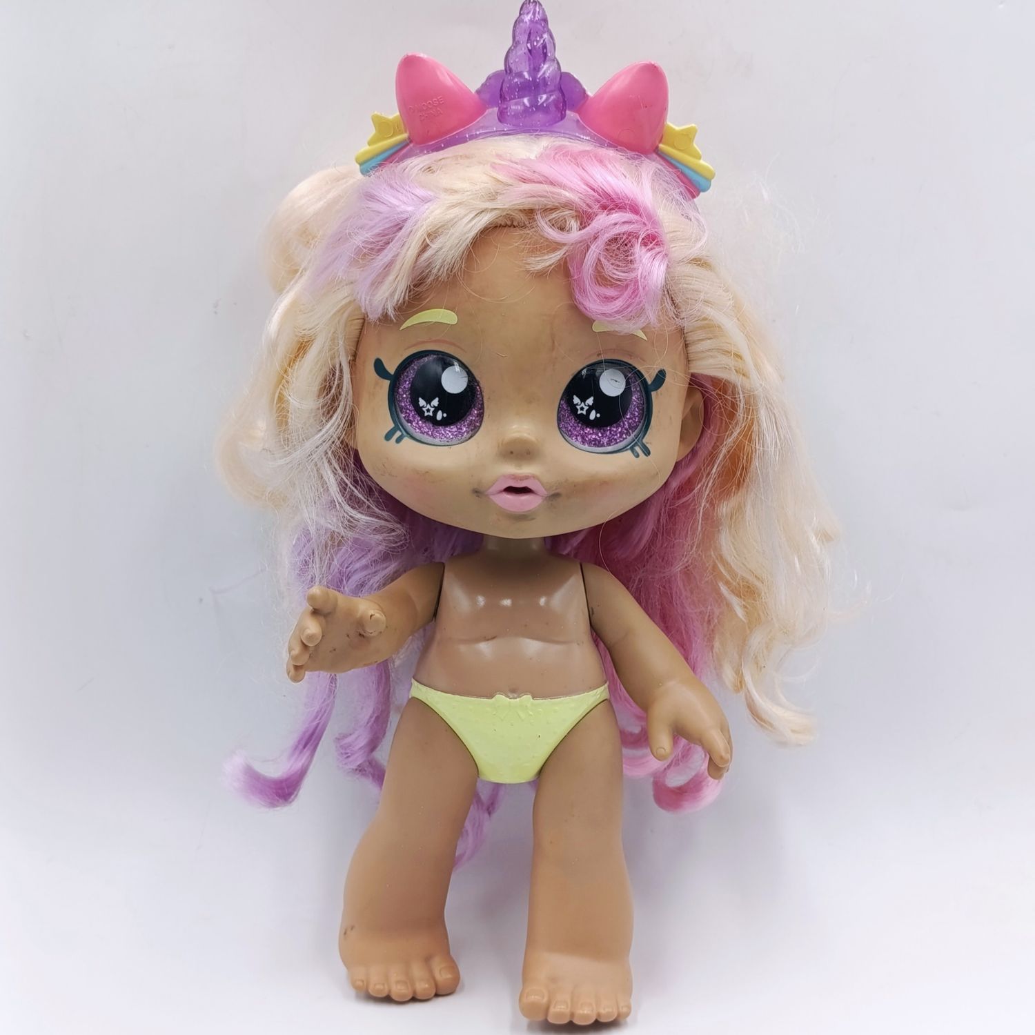 Kindi Kids Fun Time Friends Mystabella bobble head doll with headband