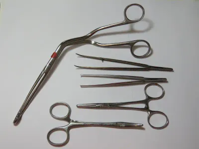 Lot of 5 doctors tools