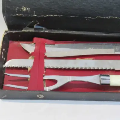 Vintage Stainless Steel carving set - Repaired - In box