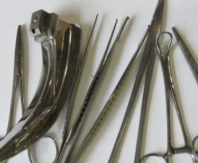 Lot of 7 medical tools