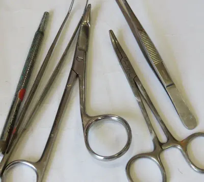 Lot of 5 doctors tools