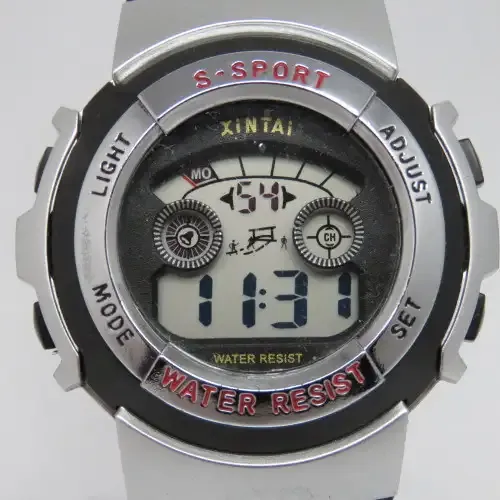Xintai digital mens sport watch - Working