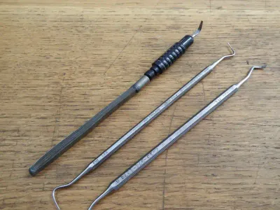 Lot of 6 dentist tools