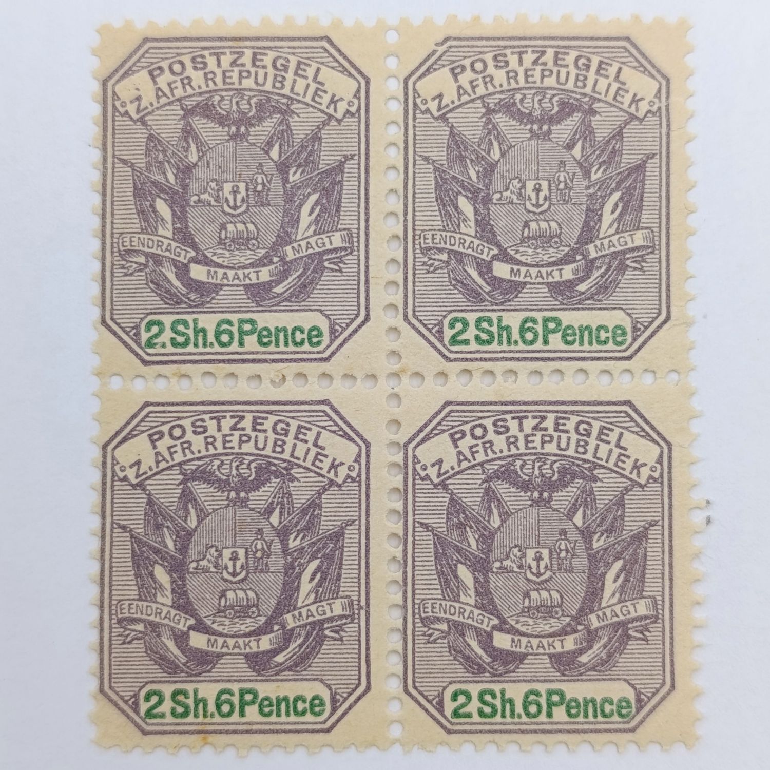 ZAR Block of 4 stamps SACC 231 mint 2 Shillings six Pence