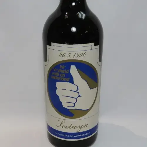1990 Vir Vryheid Volk en Vaderland wine bottle