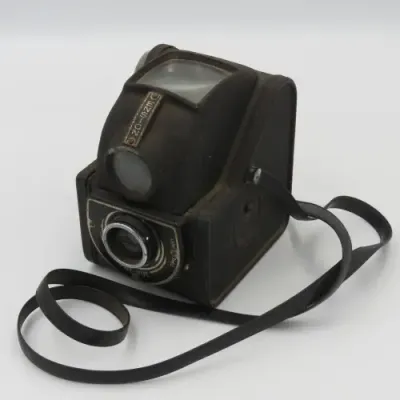 Ensign Full - VUE camera 1939 ( 120 film) - one of early ones