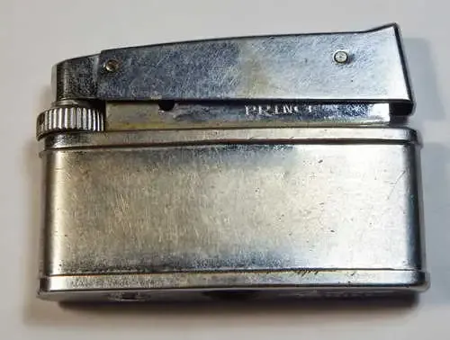 Prince `Le Mans` gas table lighter