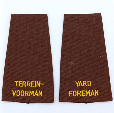 Pair of SA Railways Yard Foreman rank epaulettes