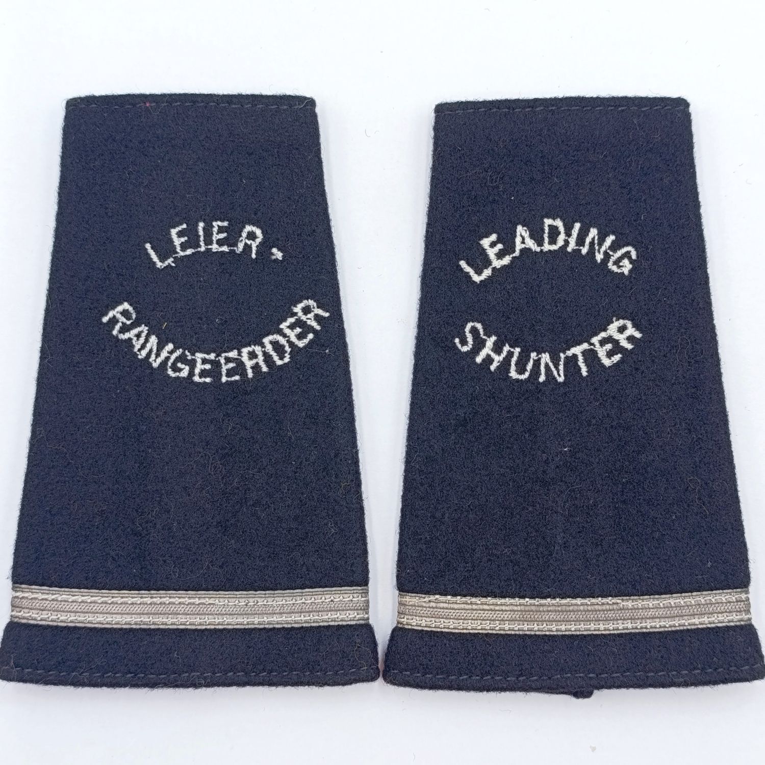 Pair of SA Railways Leading shunter rank epaulettes