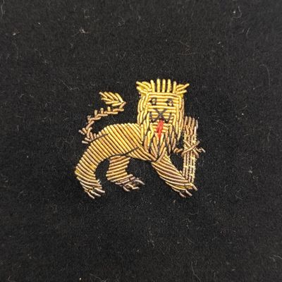 Pair of SA Navy bullion wire cloth badges for epaulettes