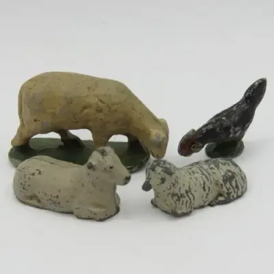 Lot of 4 vintage farm animals - tin / lead