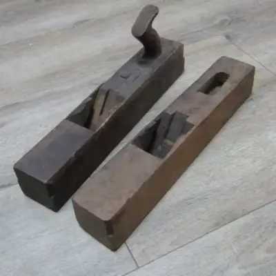 Pair of antique planers - no blades - 43 x 7cm