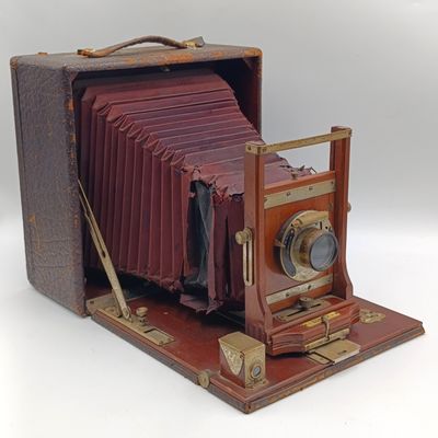 Antique Conley folding camera - shutter working but bellows needs attention