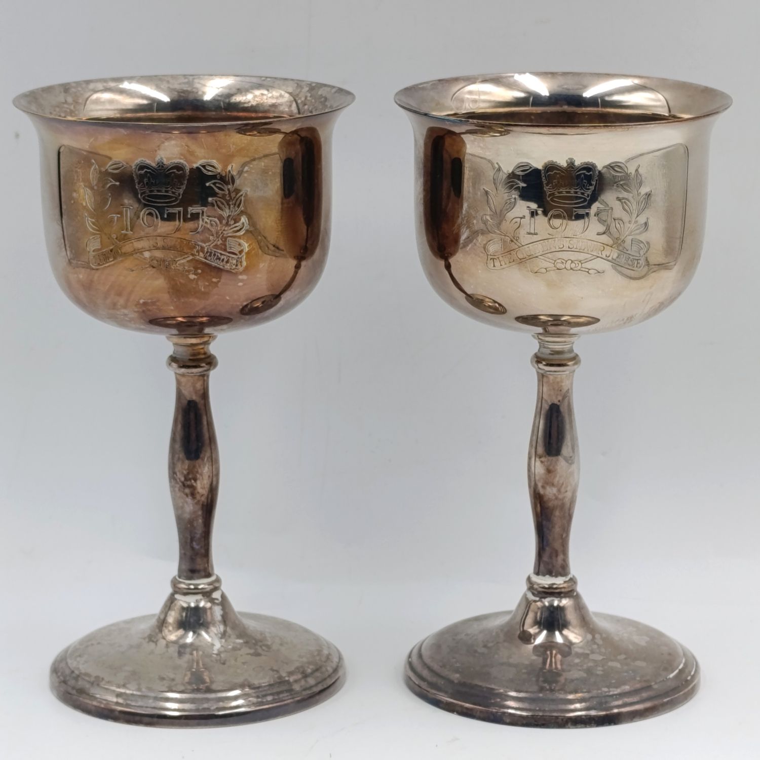 Pair of 1977 The Queen&#39;s silver jubilee silverplated goblets