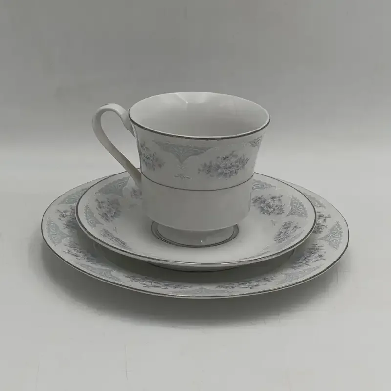 Silverie porcelain trio
