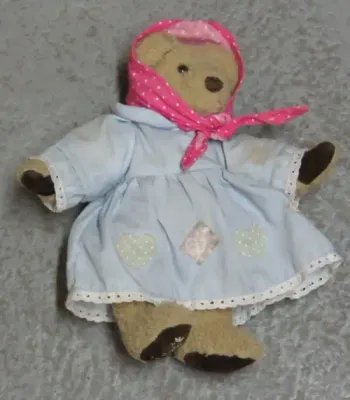 Tails and Tales Bear-ful of happiness
