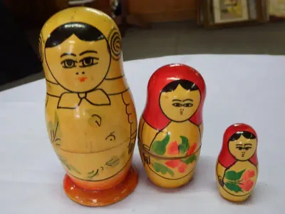 Russian Matryoshka wooden doll - 3 in 1