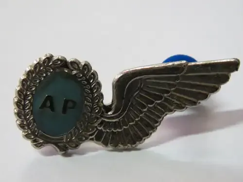 SA Air Force Air Photographer mess dress wing breast badge - Silver type