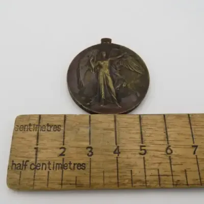 WW1 Victory medal issued to 1823 Driver R. O`Halloran - Unit not visible - Suspender ring missing