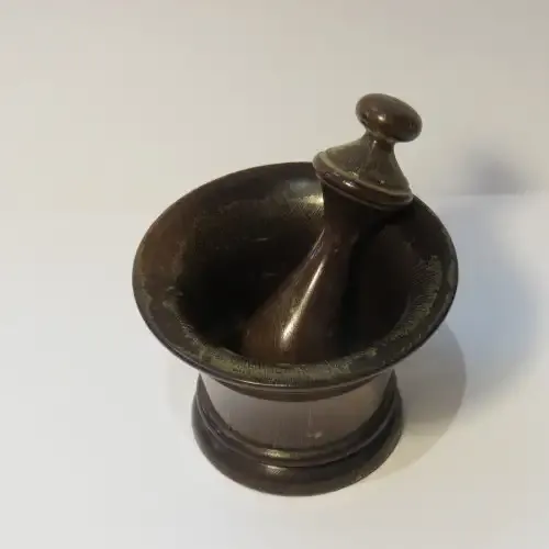 Small stinkwood mortar and pestle - Vintage