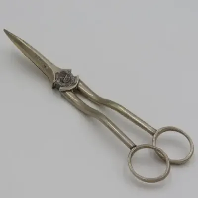 Vintage silverplated grape scissors